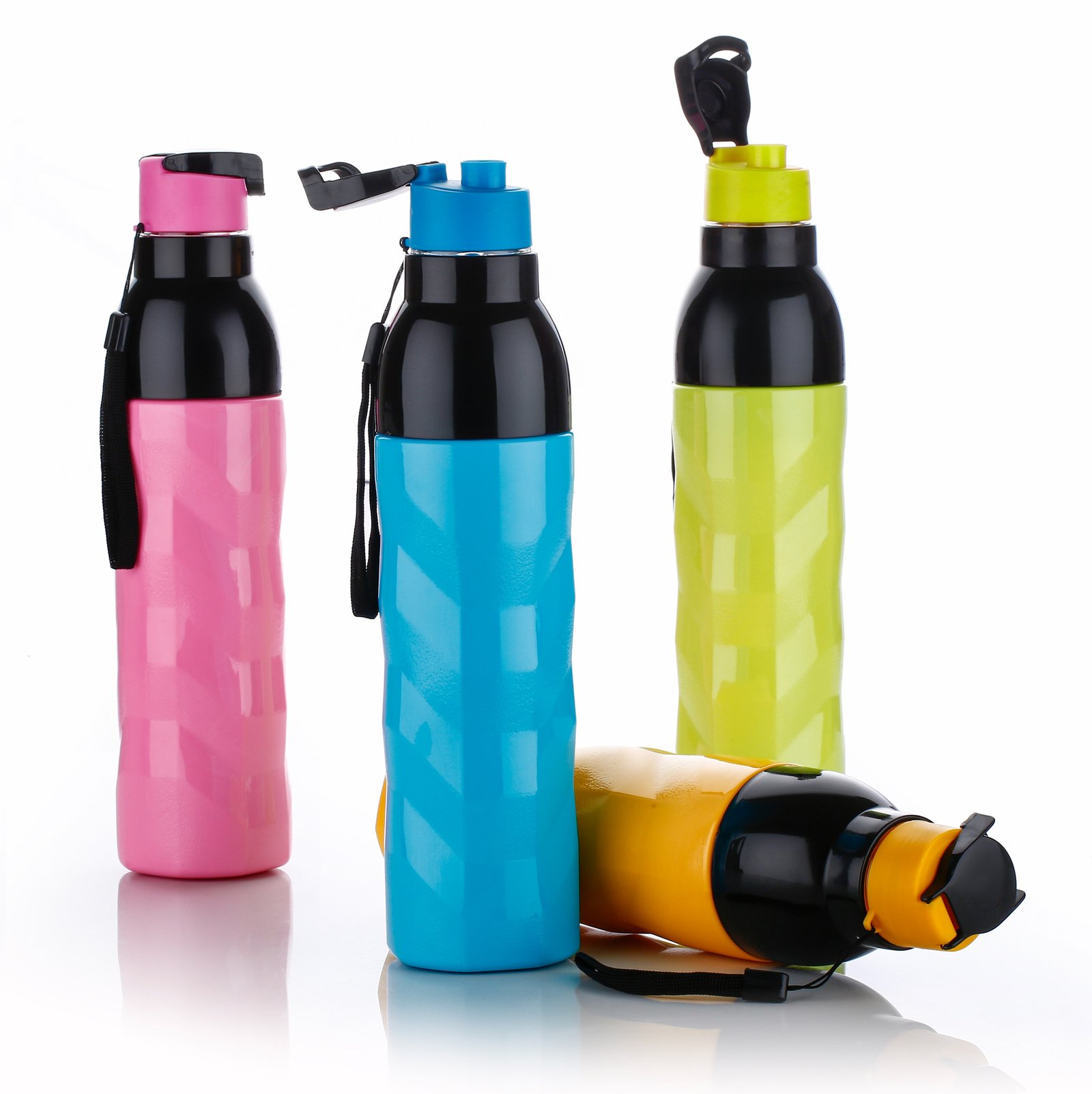 Plastic bottles - Image 2